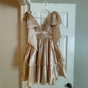 Mac Duggal gold v neck ruffle dress